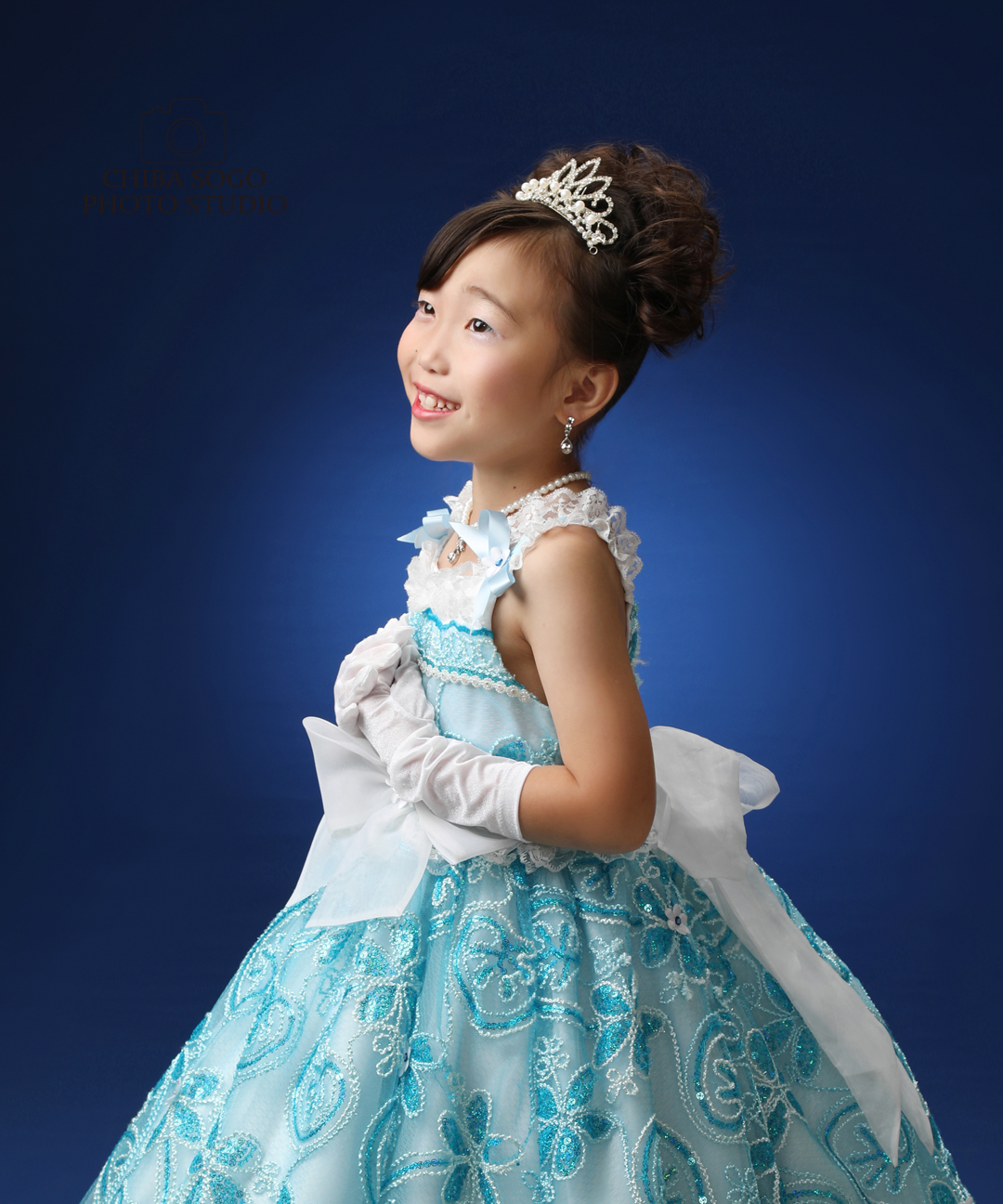 七五三記念写真撮影例(７歳女の子ドレス)千葉そごう写真館