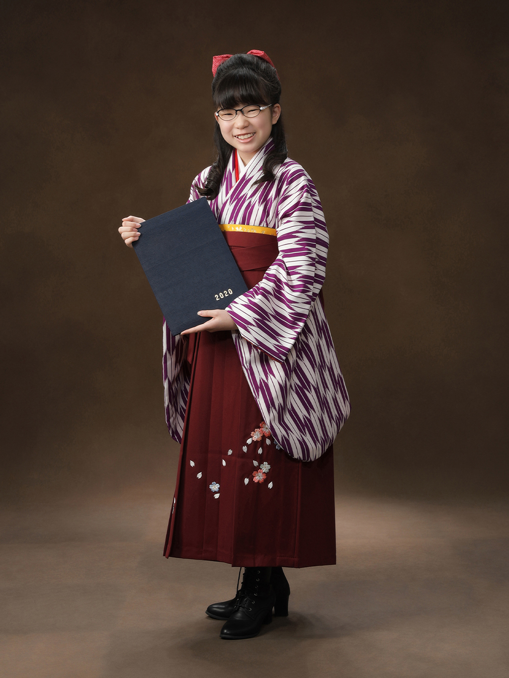 卒業・卒業袴｜横浜そごう写真館（渡邉写真社）  横浜そごう写真館