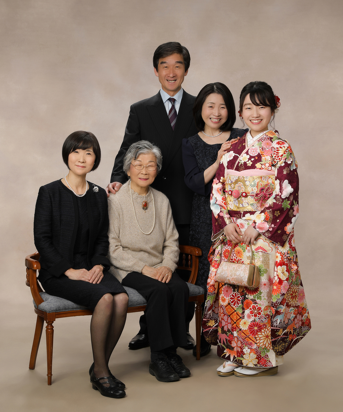 成人式記念写真撮影例(女性振袖・家族)横浜そごう写真館